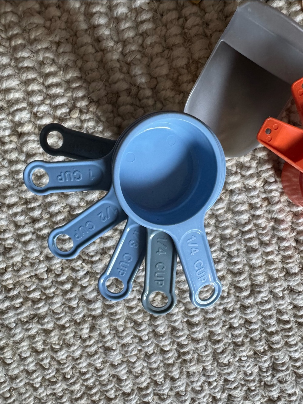 Tupperware Assorted Measuring Cups and Spoons in Blue, Red, Cream, Gold, Gray - Picture 2 of 4